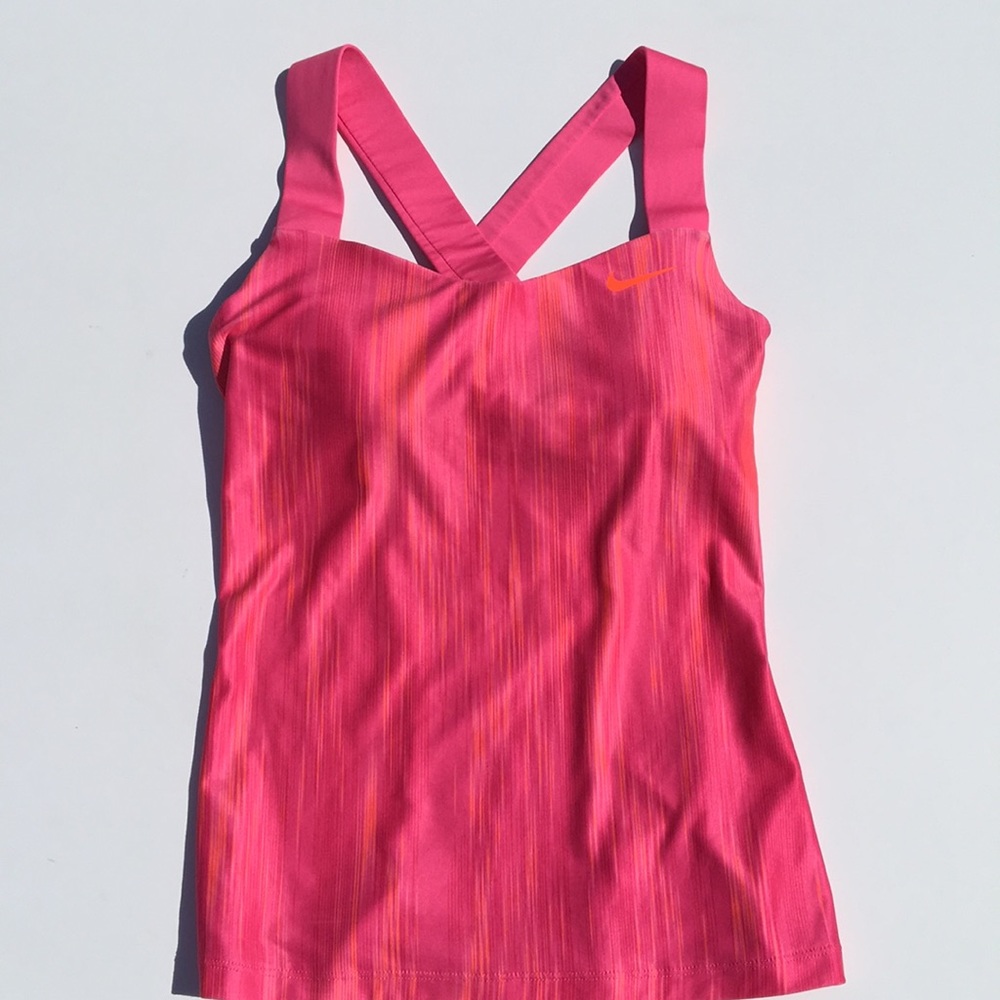 Nike workout tank